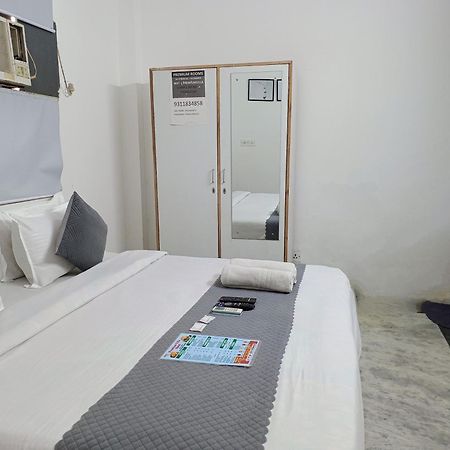 Hotel Hauz Khas Fort View New Delhi Buitenkant foto