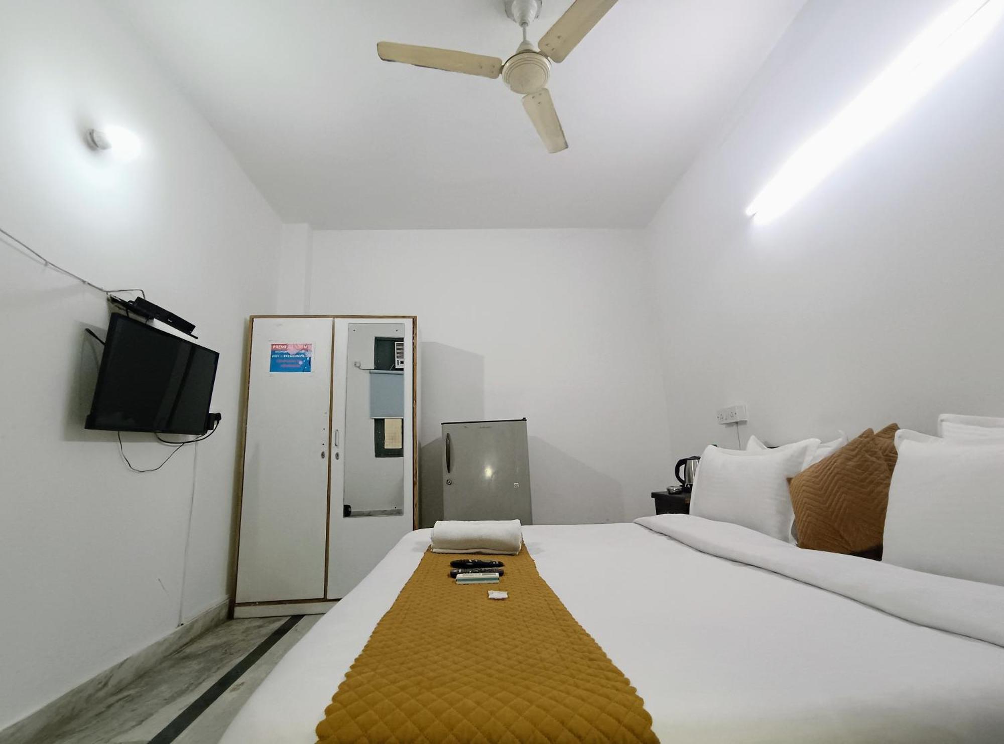 Hotel Hauz Khas Fort View New Delhi Buitenkant foto