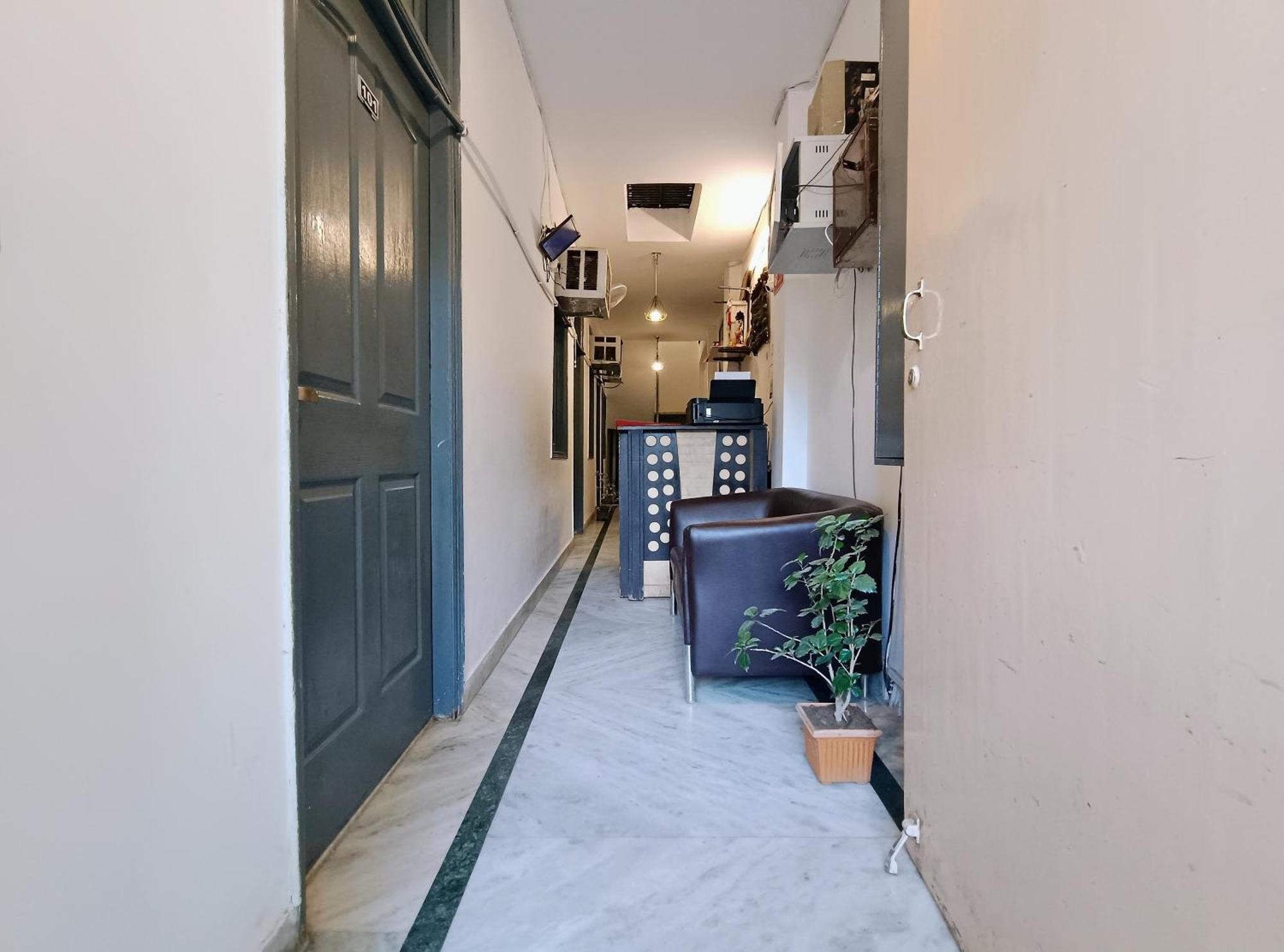 Hotel Hauz Khas Fort View New Delhi Buitenkant foto