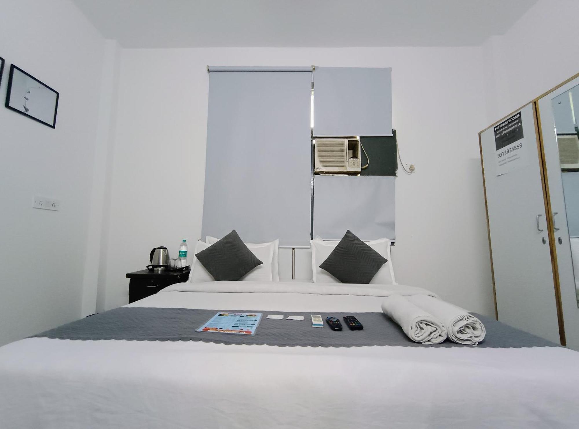 Hotel Hauz Khas Fort View New Delhi Buitenkant foto