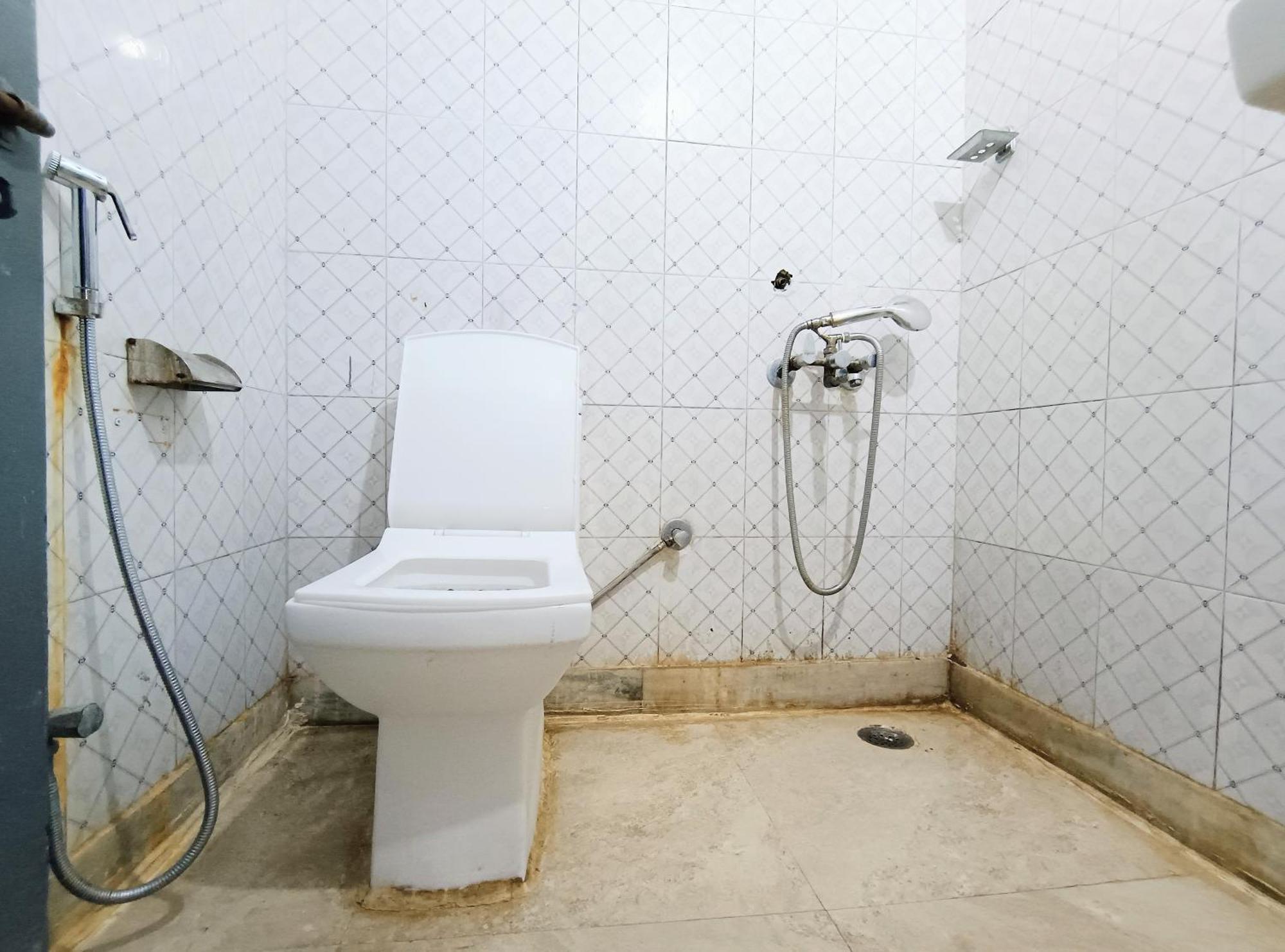 Hotel Hauz Khas Fort View New Delhi Buitenkant foto